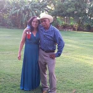 Meet your Posher, Deyanira